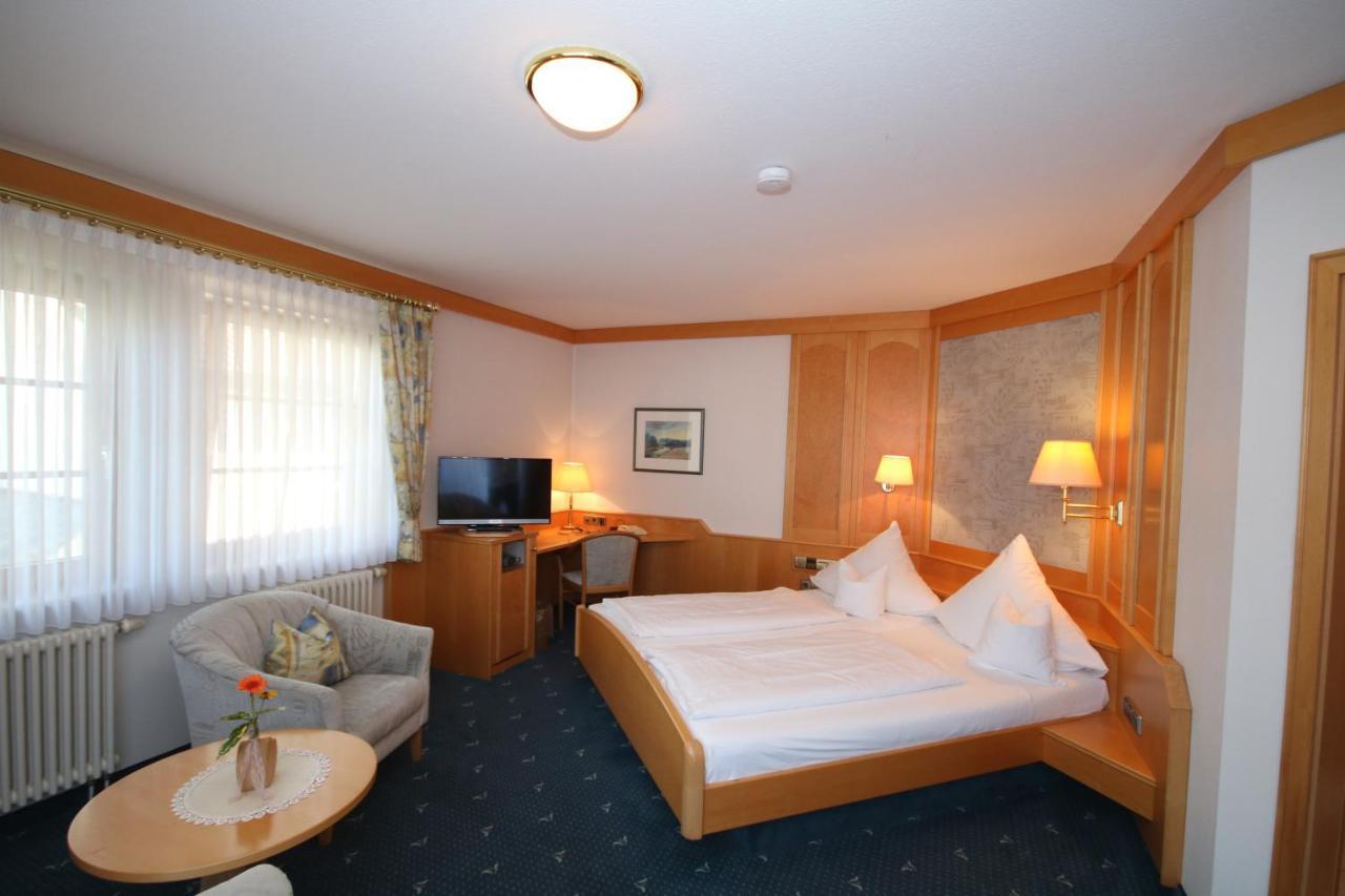 Hotel-Restaurant Hirsch Berghaupten Екстер'єр фото