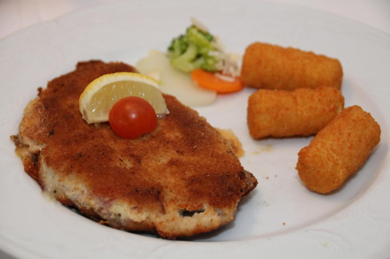 Hotel-Restaurant Hirsch Berghaupten Екстер'єр фото