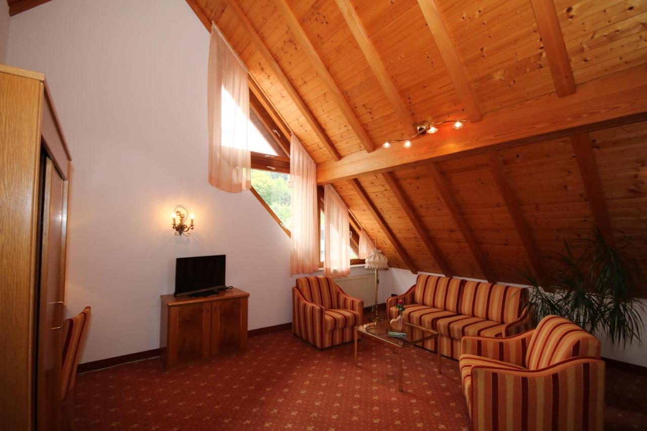 Hotel-Restaurant Hirsch Berghaupten Екстер'єр фото