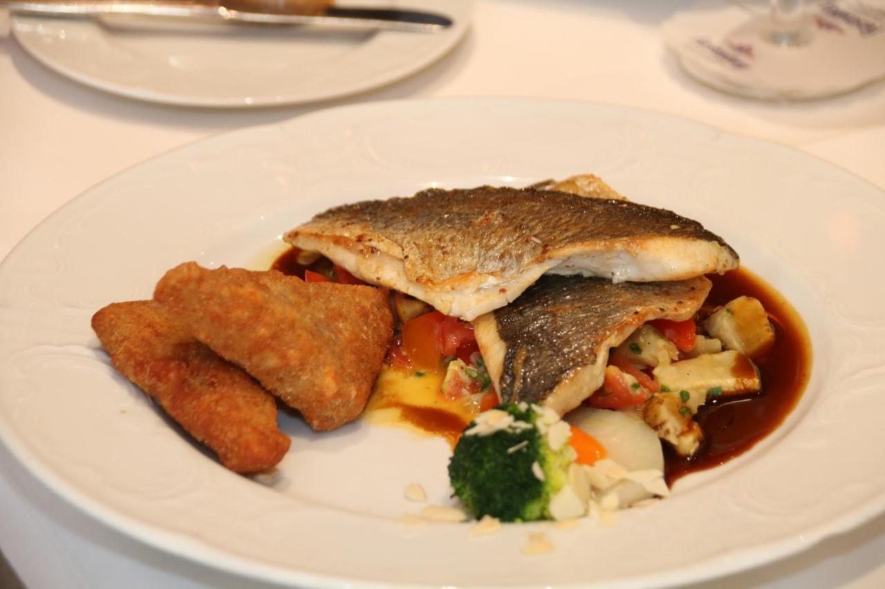 Hotel-Restaurant Hirsch Berghaupten Екстер'єр фото